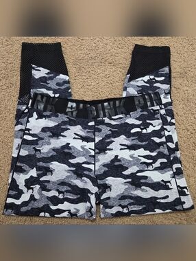 PINK Victoria's Secret Large Camo Dog Logo Mesh Cropped Leggings HTF